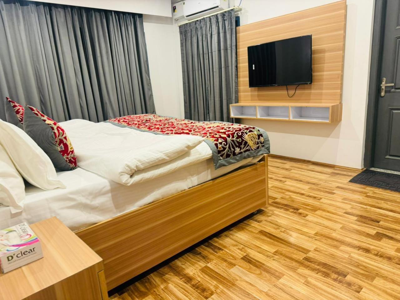 De Elaaf The Luxury Stay Srīnagar Exteriör bild